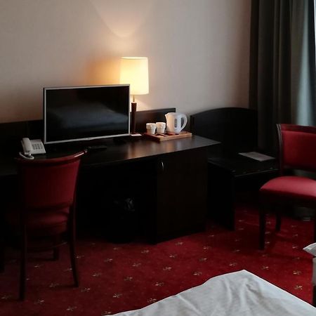 Hotel San Remo Zgierz Eksteriør billede