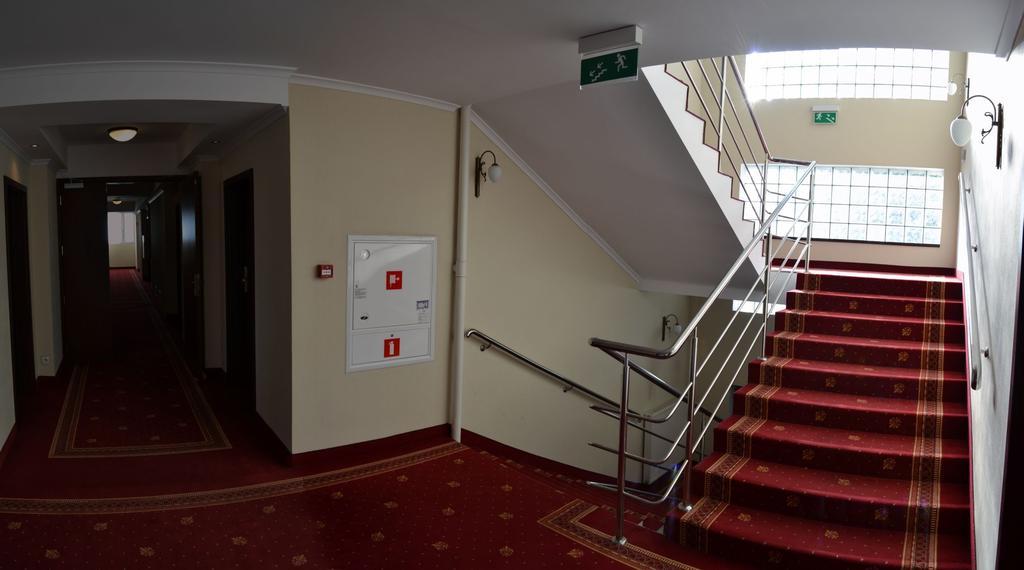 Hotel San Remo Zgierz Eksteriør billede