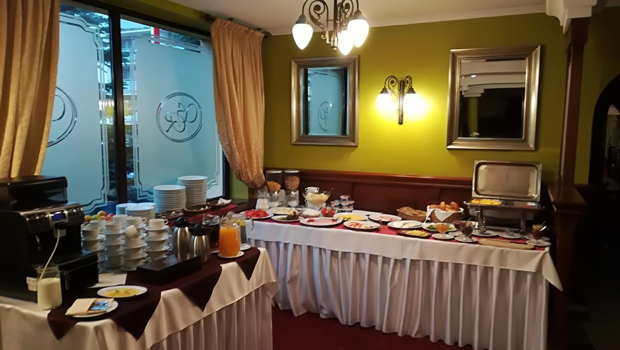 Hotel San Remo Zgierz Eksteriør billede