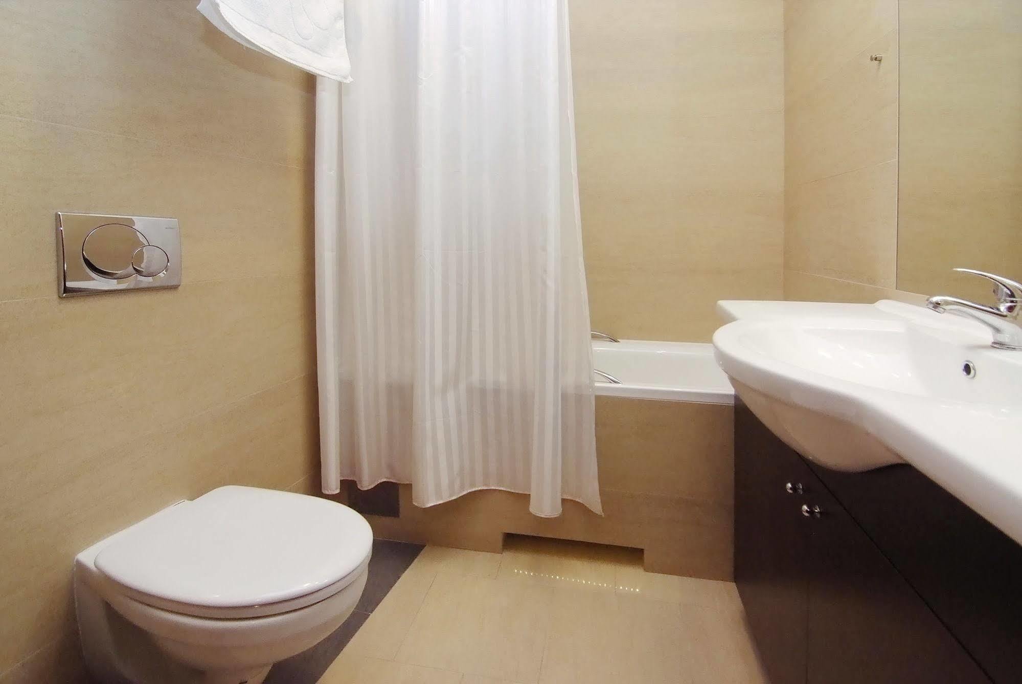 Hotel San Remo Zgierz Eksteriør billede