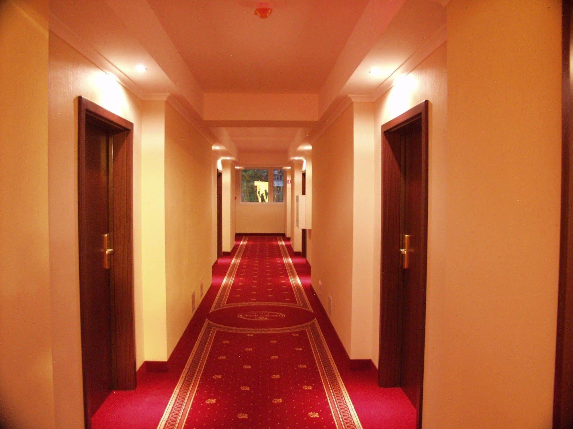Hotel San Remo Zgierz Eksteriør billede
